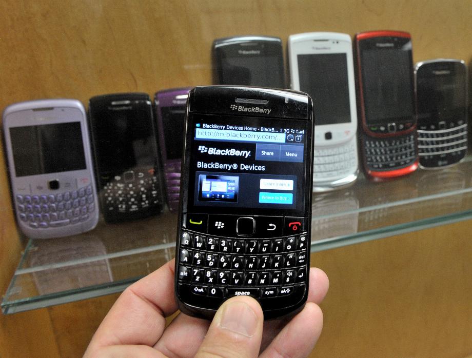 Téléphones à clavier (Photo : REUTERS/Mike Cassese/File Photo)
