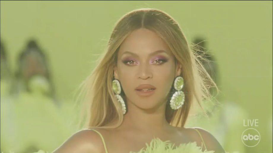 Beyoncé était l'une des artistes les plus tweetées lors des Oscars (Photo : Twitter/oscarmani-89)