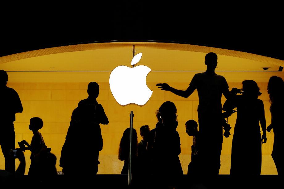 Pendant la Grande Récession, Facebook, Amazon, Google, Apple et Microsoft ont acquis plus d'une centaine d'entreprises entre 2008 et 2010 (Reuters)