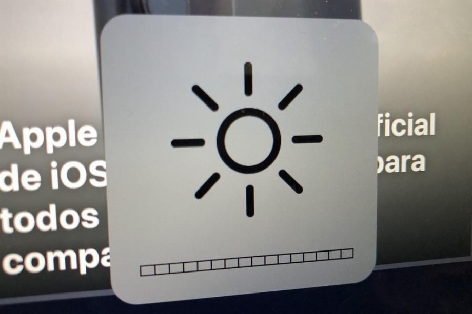 Luminosité sur MacBook. (photo : Applesphère)