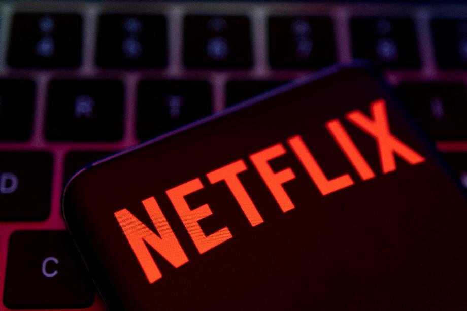 File, le logo Netflix sur un smartphone (REUTERS / Given Ruvic)