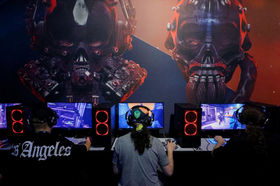 Les jeux vidéo peuvent être ciblés par les cybercriminels en raison des informations sensibles dont ils disposent sur les joueurs, telles que les détails du compte bancaire et des transactions, y compris leurs actifs virtuels. (REUTERS/Thilo Schmuelgen)