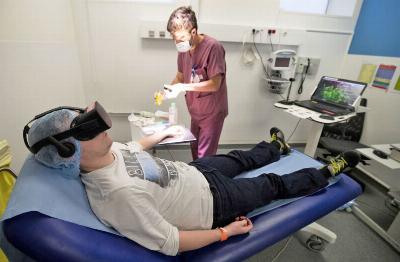 La réalité virtuelle pourrait combattre et réduire la douleur lors des chirurgies