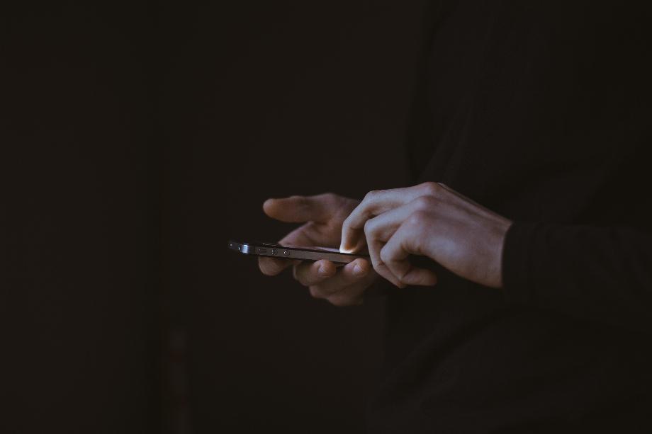 Une étude a montré que les marques technologiques sont très appréciées des adultes d'aujourd'hui.
