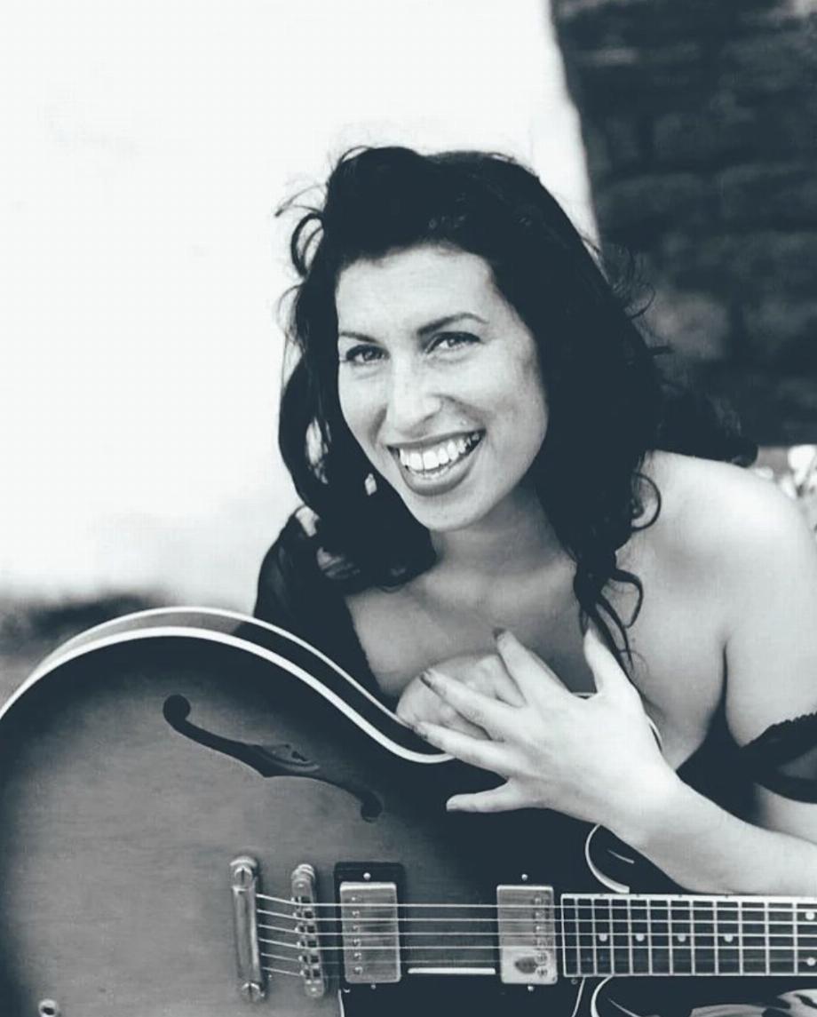 Amy Winehouse. (photo: Instagram/Alper Yesiltas)
