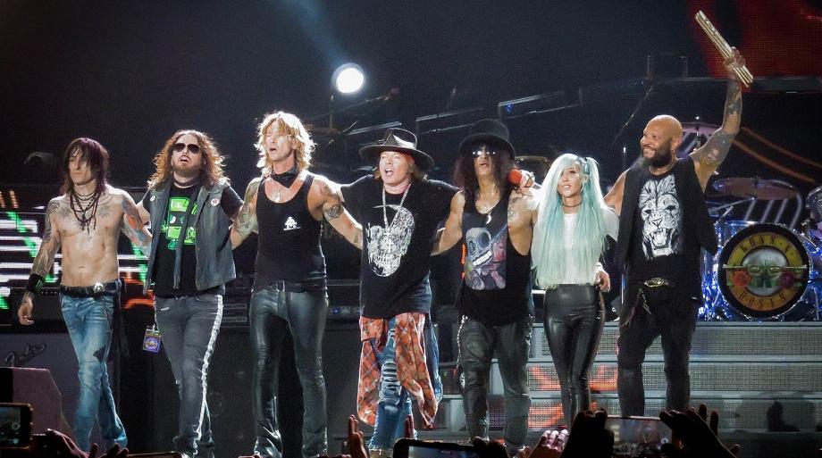 Guns N 'Roses lors d'un concert de la tournée Not In This Lifetime en 2016