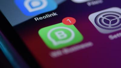 Whatsapp Business ajoute un onglet pour améliorer les profils des entreprises