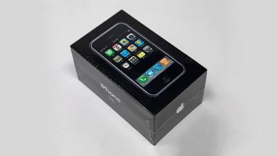 Un iPhone de première génération se vend 39 340 $.