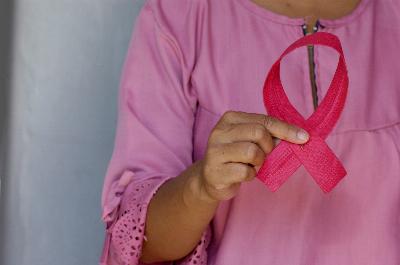 Cinq applications pour prévenir et faire face au cancer du sein