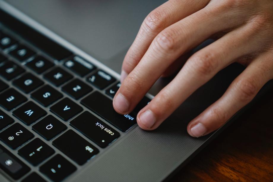 Nous vous enseignons les meilleures astuces qui vous aideront à déverrouiller votre clavier. Mettez-les à l'épreuve !