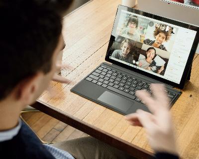 Google Meet et Zoom seront compatibles pour créer une réunion unique