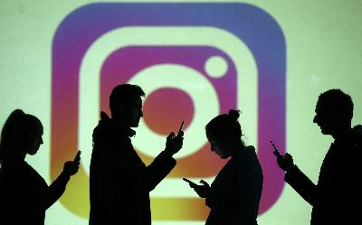 Instagram active la publicité dans les résultats de recherche et les notifications