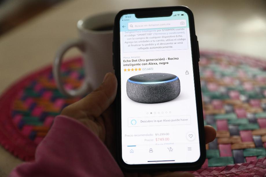 Les utilisateurs recherchent des moyens d'économiser de l'argent lors de leurs achats sur Amazon. EFE/Sáshenka Gutiérrez/File