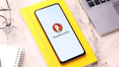 Le navigateur DuckDuckGo permet la protection contre le suivi des applications pour smartphone
