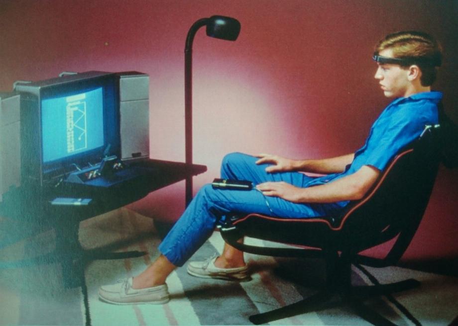 Cet accessoire était destiné à lire dans l'esprit des joueurs afin qu'ils jouent sans utiliser la manette.
