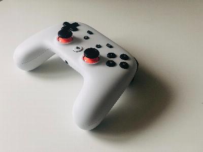 Comment rechercher sur Google les jeux disponibles et accéder au lien direct sans vol de données
