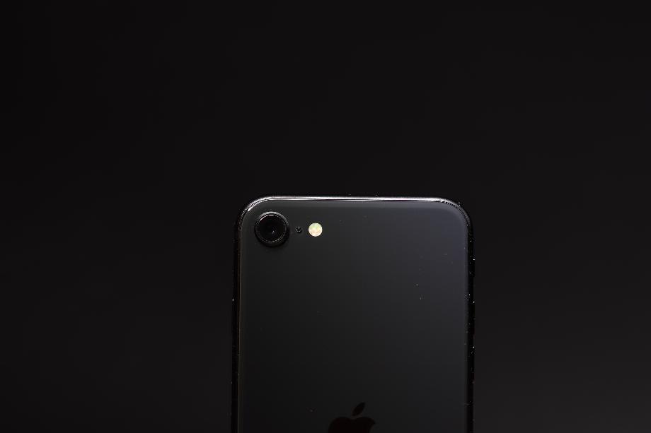 L'iPhone SE pourrait prendre fin en ayant un faible niveau de ventes.