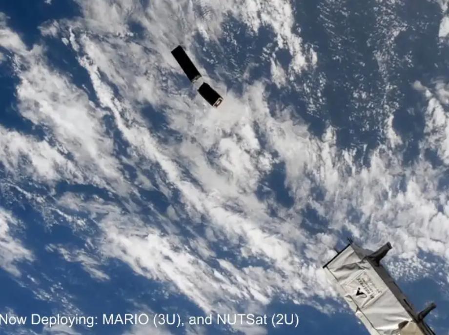 Un satellite nommé MARIO rend hommage à la personne avec sa phrase la plus reconnue.