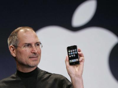 Vidéos | L'iPhone fête ses 16 ans et voici comment Steve Jobs l'a présenté en 2007