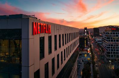Netflix n'exclut pas d'avoir des productions gratuites avec plus de publicités