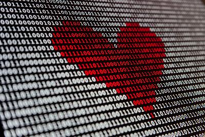L'escroquerie romantique qui vole des informations sur le téléphone portable