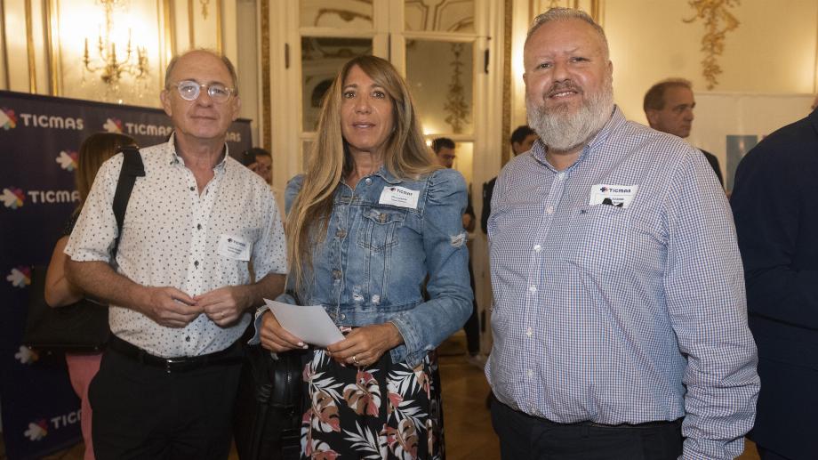 Claudio Tolchinsky (BAMI Marc Chagall Executive Director, Ariela Judkovski (Wolfsohn College Executive Director) et Ariel Agradnik (Wolfsohn College Technology Director)