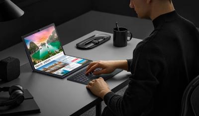Ordinateurs portables pliants et matériaux recyclés, c'est la nouvelle tendance