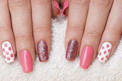 Les trois meilleures applications pour faire des dessins d'ongles