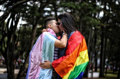 Les cinq applications de rencontres les plus utilisées par la communauté LGBT+