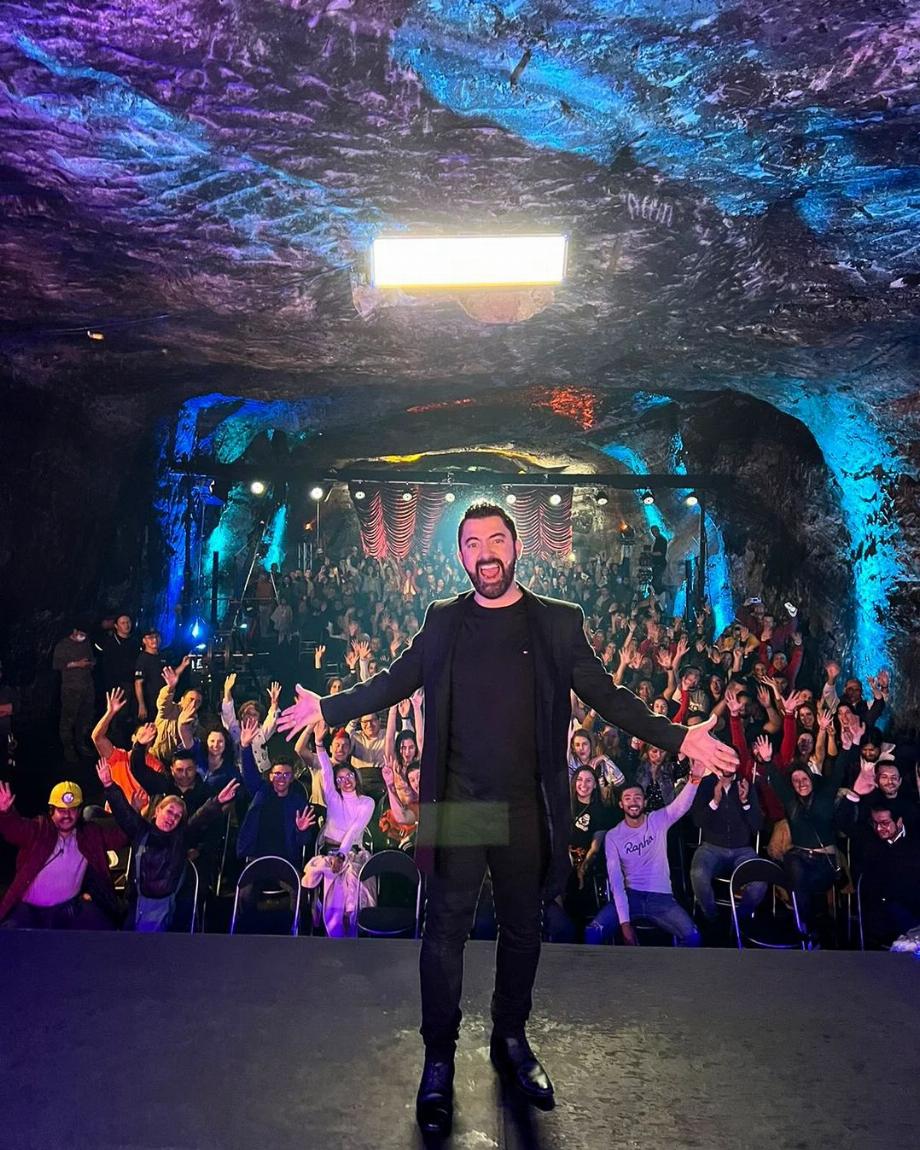 Il a assuré qu'il a toute une équipe dans laquelle il crée les vidéos et d'autres personnes sont en charge du montage. (Instagram d'Ivan)