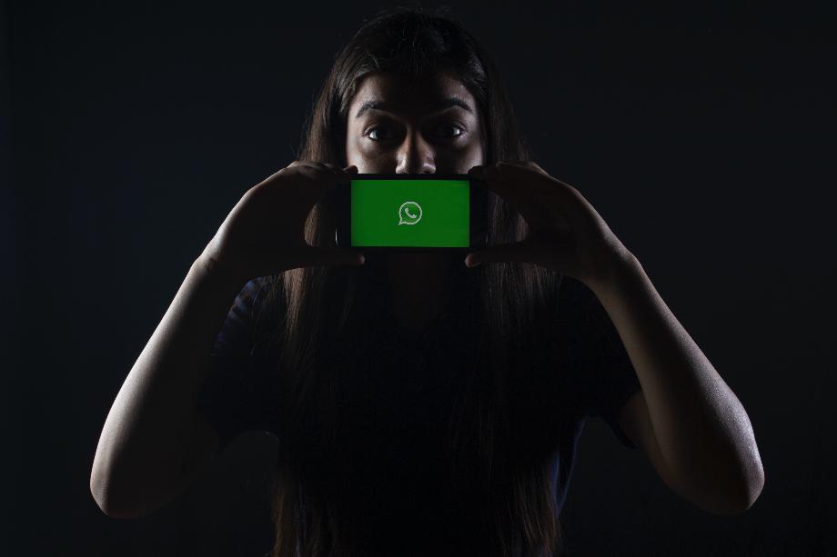 La liste des téléphones portables comprend des appareils dotés d'une version d'Android 4 ou inférieure.