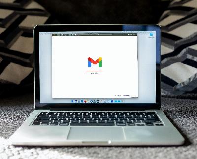 Comment puis-je libérer de l'espace dans Gmail, Drive et Photos pour stocker plus d'informations ?