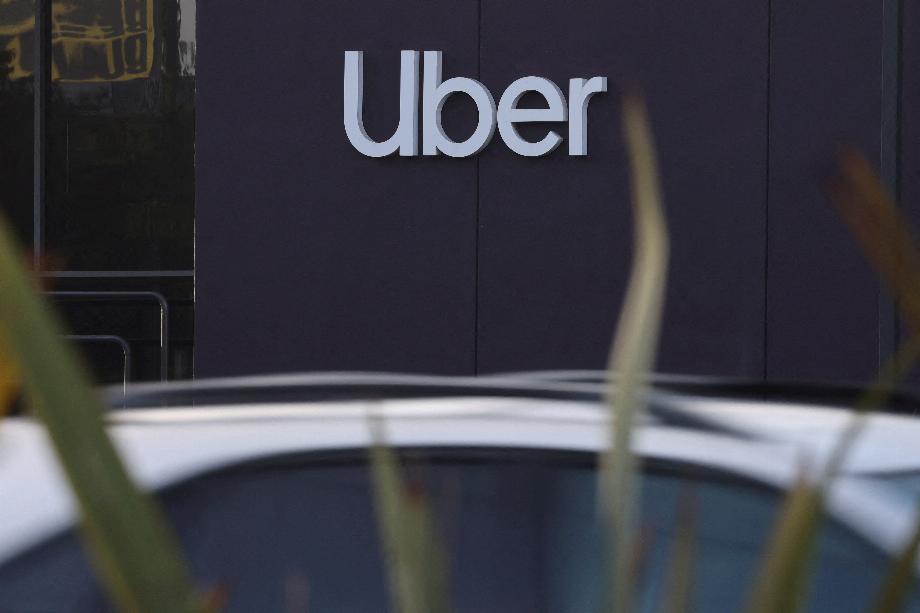 Uber a répondu à un nouveau cas de violence par un conducteur qui a agressé un passager à Medellín. REUTERS/Mike Blake/photo d'archives