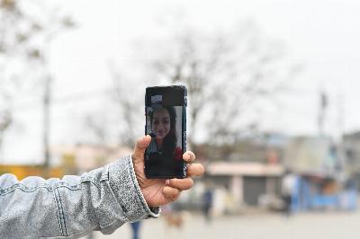Comment ils utilisent l'intelligence artificielle pour voler des appels vidéo