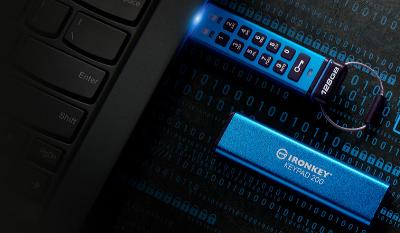 C'est ainsi que fonctionnent les clés USB cryptées, elles ont un mot de passe et personne ne peut accéder aux données