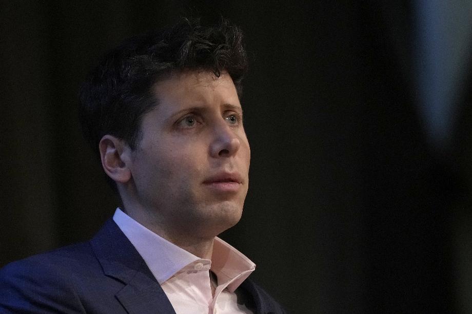 Le PDG d'OpenAI, Sam Altman, a estimé que l'intelligence artificielle devait être réglementée. (Photo AP/Alastair Grant)