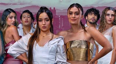 Daniela Calle seule avec Infobae à la première de "Calle y Poché: sin etiquetas"