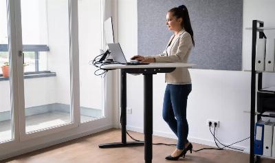 Pourquoi Harvard recommande un bureau avec technologie de hauteur mobile