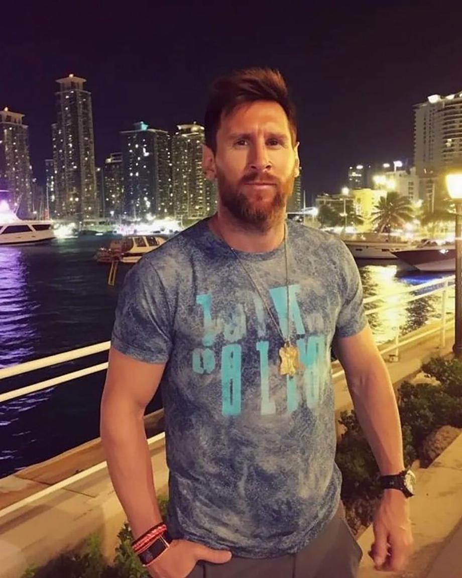 Messi marchant en Floride, selon l'IA (Instagram : @chatgptricks)