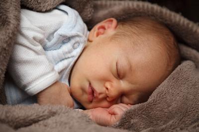 Pourquoi on dit que l'insémination artificielle crée des bébés robots