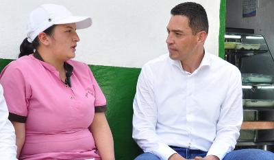 Hosman Yaith Martínez, un candidat en Colombie qui utilise des bases de données pour faire campagne, une méthode interdite