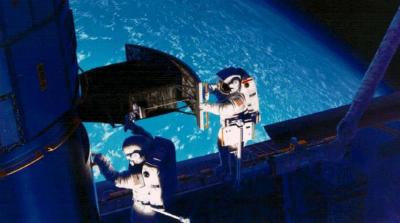 Ils créent un appareil pour que les humains aient de l'oxygène dans l'espace, cela fonctionne sur Mars et la Lune