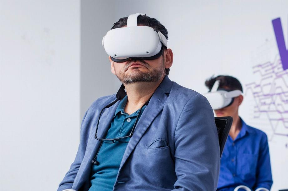 WOM et l'Université du district Francisco José de Caldas ont développé le premier projet pilote d'éducation numérique 5G en Colombie. (WOM)