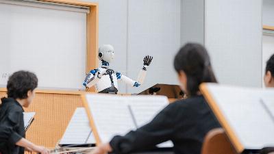 Un robot fait ses débuts comme chef d'orchestre en Corée du Sud