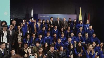 Plus de 500 jeunes Colombiens diplômés en intelligence artificielle et programmation