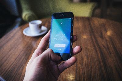 Twitter se rétracte et vous permet de voir les tweets sans vous connecter, une décision après l'arrivée de Threads