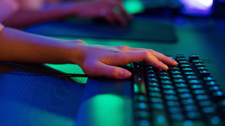 Astuces lorsque le clavier cesse de fonctionner sur un ordinateur ou un téléphone portable. (Crédit : Digital House Press)