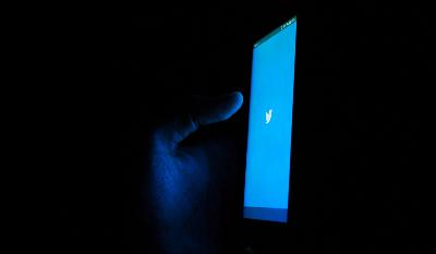 Twitter a commencé à payer ses utilisateurs en dollars pour la publicité