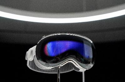 Pourquoi les lunettes Vision Pro s'écartent des idées de Steve Jobs pour Apple
