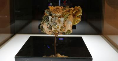 L'intelligence artificielle a répondu à ce qui se serait passé si le vase de Llorente ne s'était pas cassé